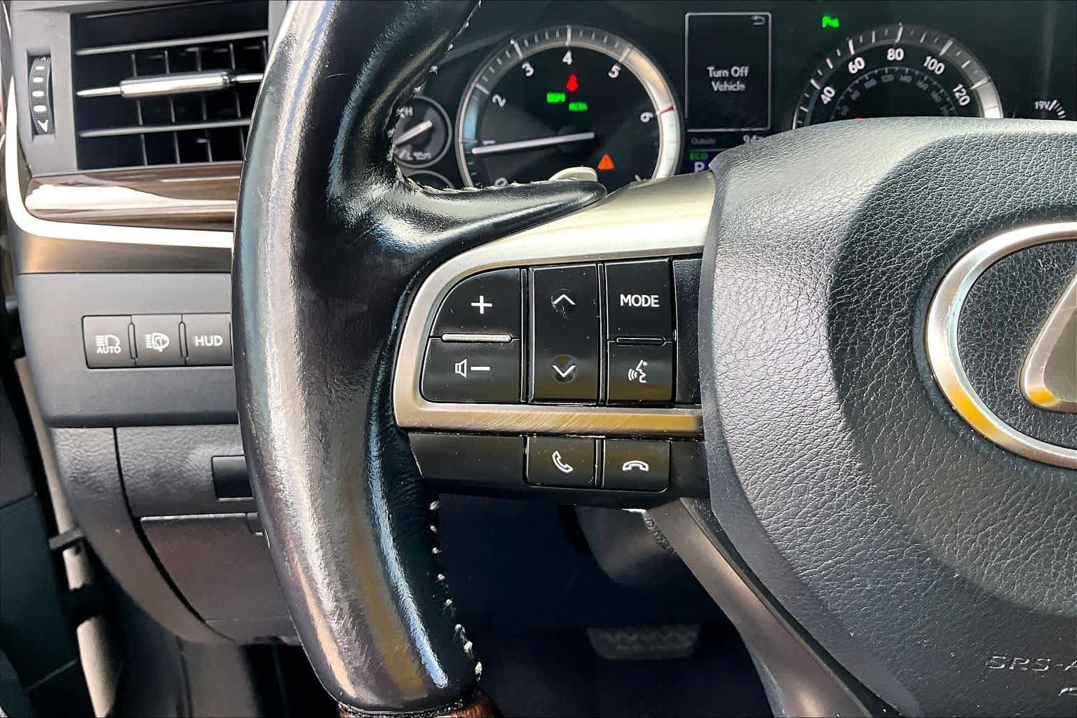 Used 2016 Lexus LX 570 4WD w/ Luxury Package image 24