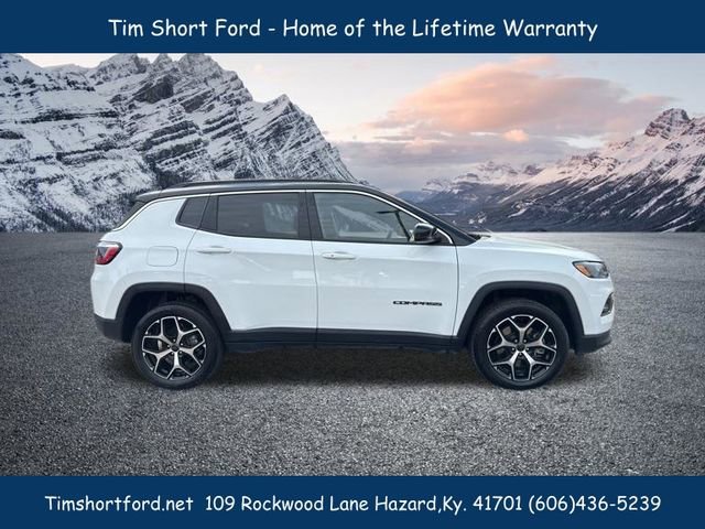 Used 2025 Jeep Compass Limited image 4