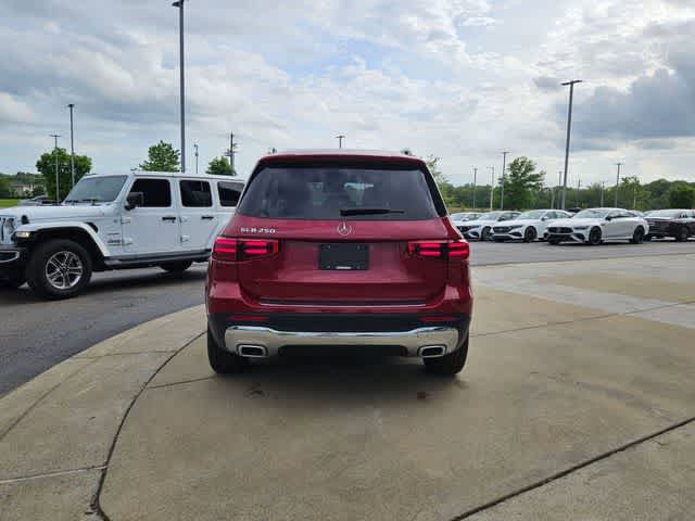 Used 2026 Mercedes-Benz GLB 250 image 8