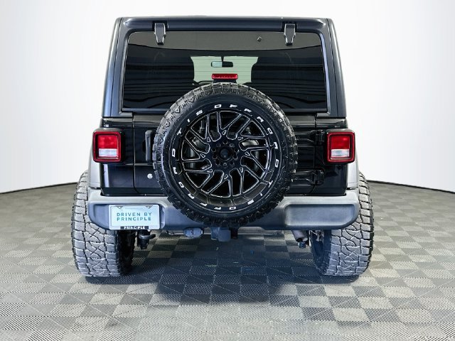 Used 2018 Jeep Wrangler Unlimited Sport AWD/4WD image 7