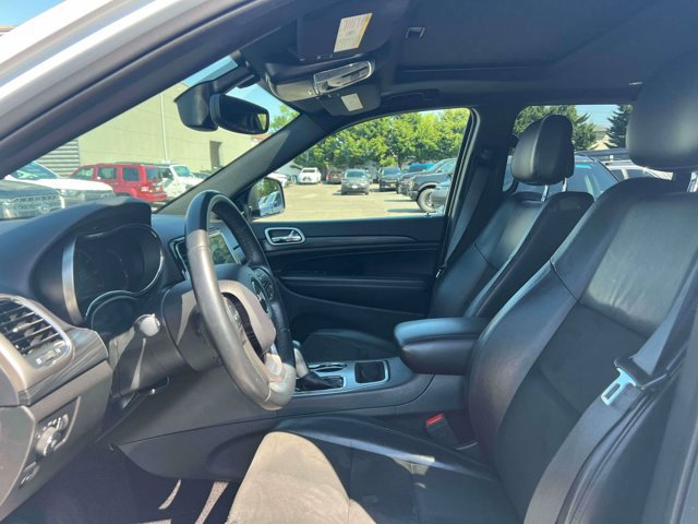 Used 2019 Jeep Grand Cherokee Altitude AWD/4WD image 19