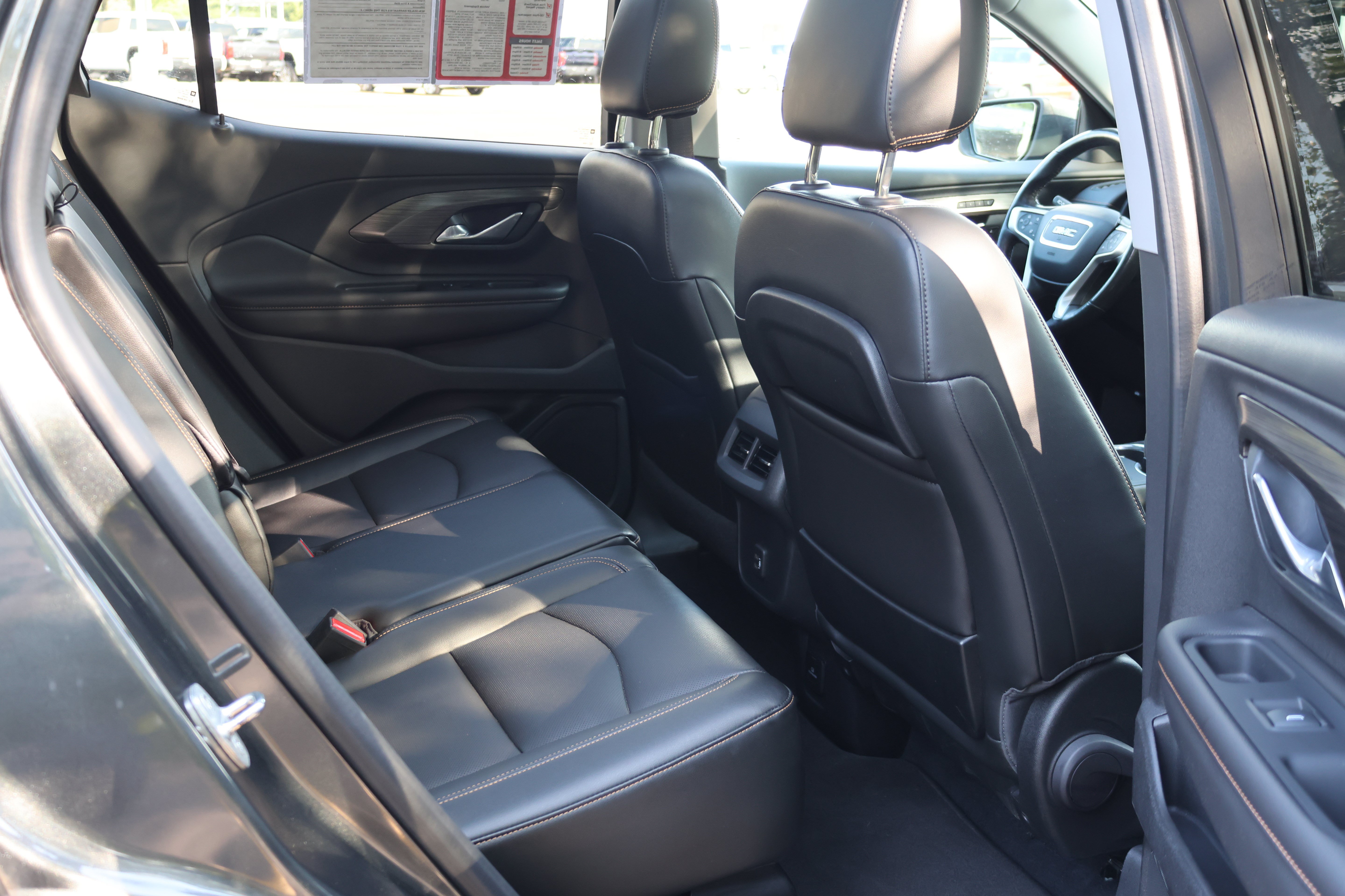 Used 2020 GMC Terrain SLT w/ Preferred Package AWD/4WD image 20