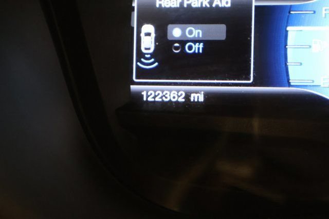 Used 2015 Ford Explorer XLT w/ Equipment Group 202A AWD/4WD image 15