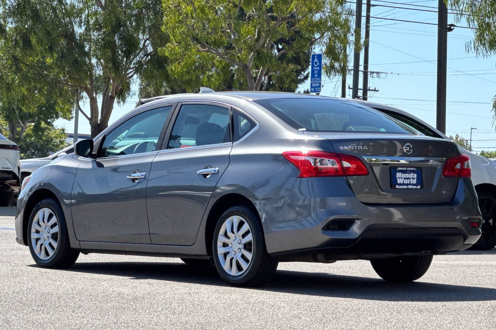 Used 2019 Nissan Sentra S FWD image 6