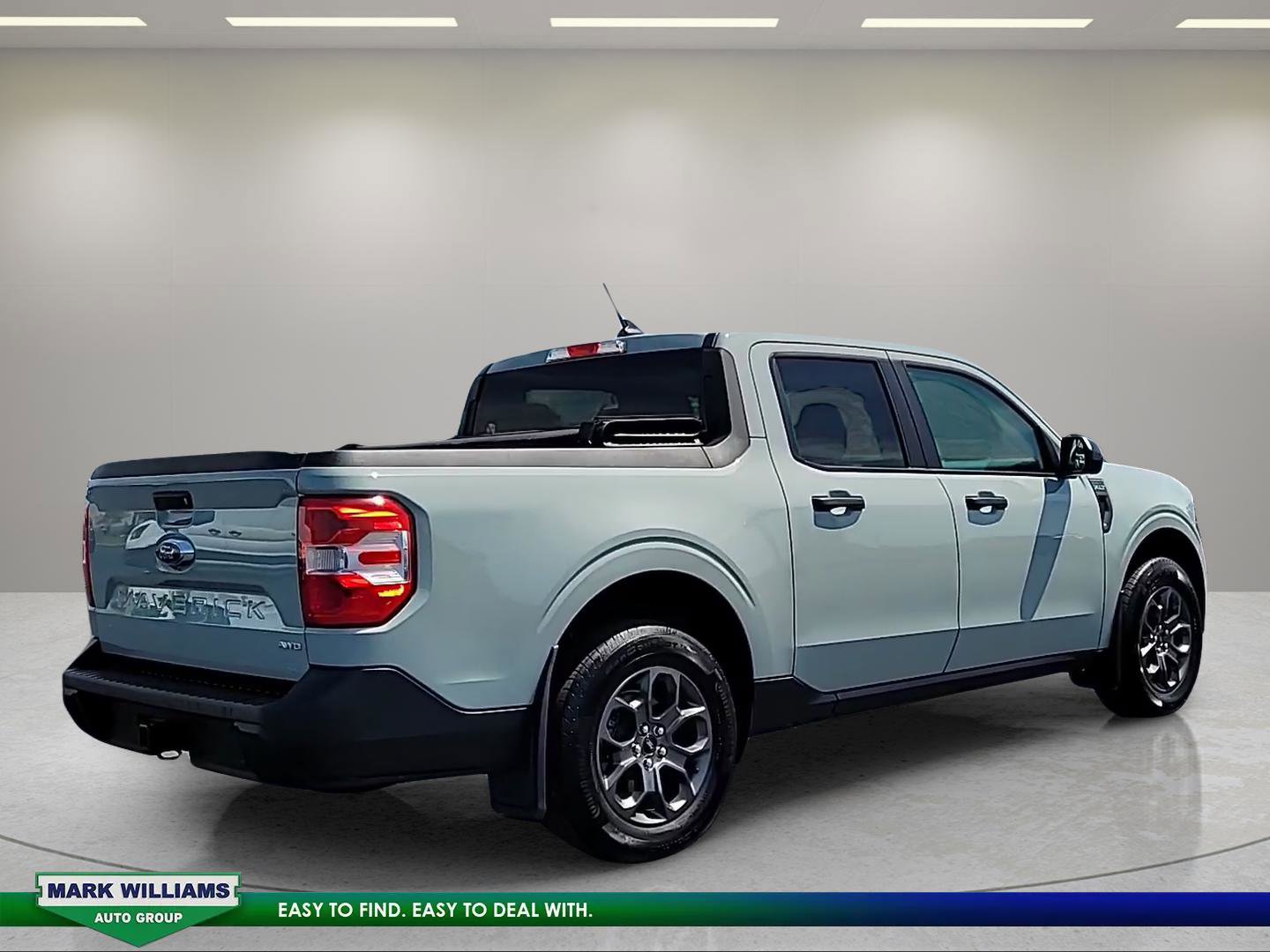 Used 2024 Ford Maverick XLT w/ XLT Luxury Package AWD/4WD image 4