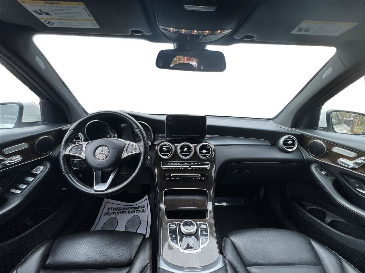 Used 2019 Mercedes-Benz GLC 300 4MATIC image 36