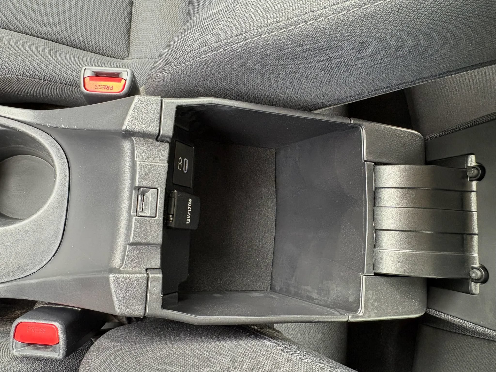 Used 2025 Toyota Corolla LE FWD image 43