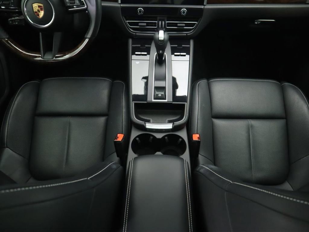 Used 2022 Porsche Macan S AWD/4WD image 17