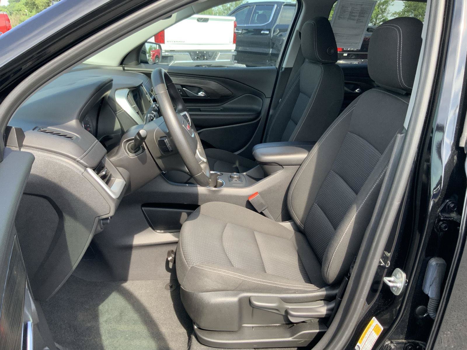 Used 2023 GMC Terrain SLE AWD/4WD image 23