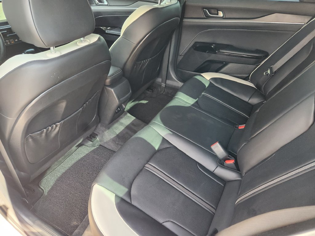 Certified 2025 Kia K5 GT-Line w/ GT-Line Premium Package FWD image 30