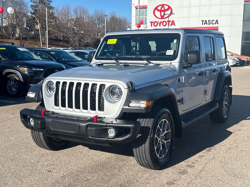 Used 2024 Jeep Wrangler Sport S image 3