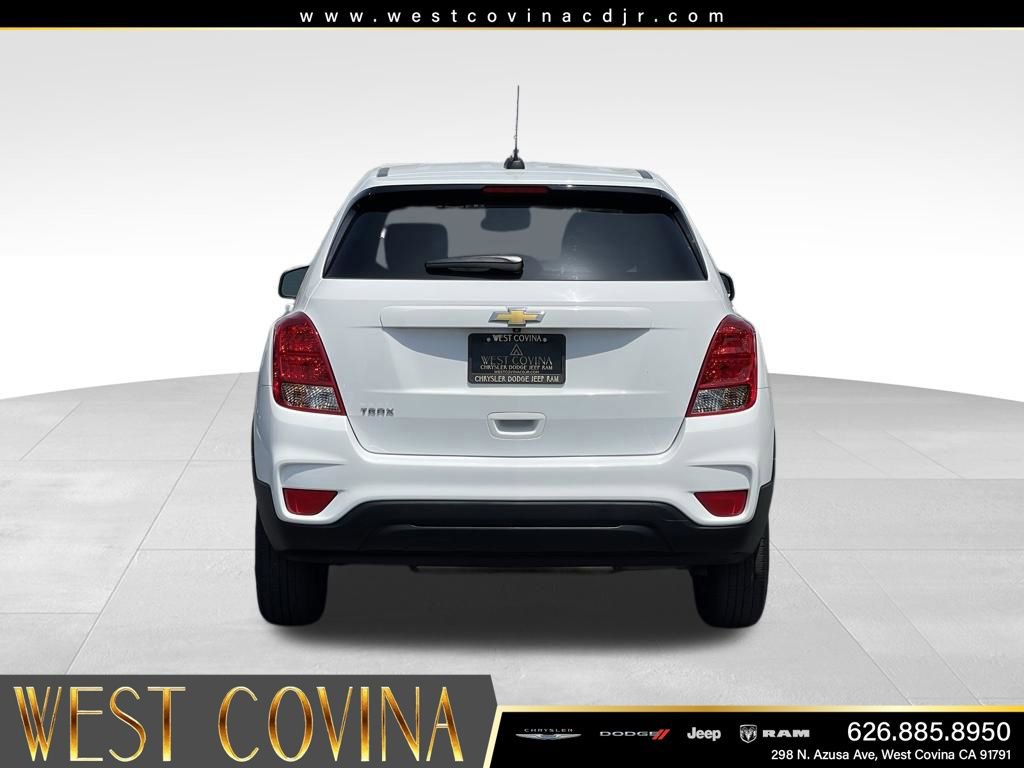 Used 2022 Chevrolet Trax LS w/ Tint and Cruise Package FWD image 6