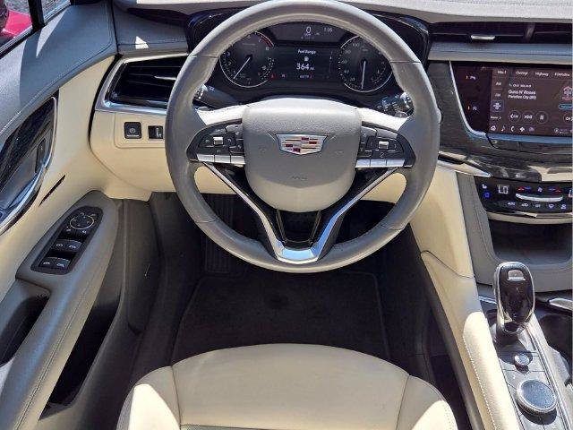 Used 2022 Cadillac XT6 Premium Luxury FWD image 18