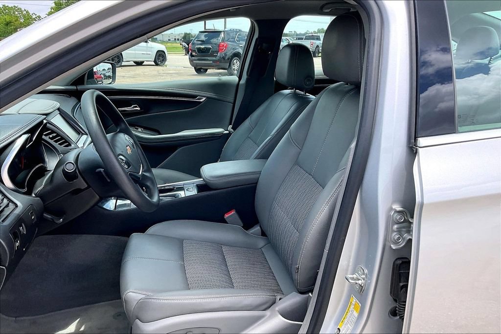 Used 2019 Chevrolet Impala LS FWD image 18