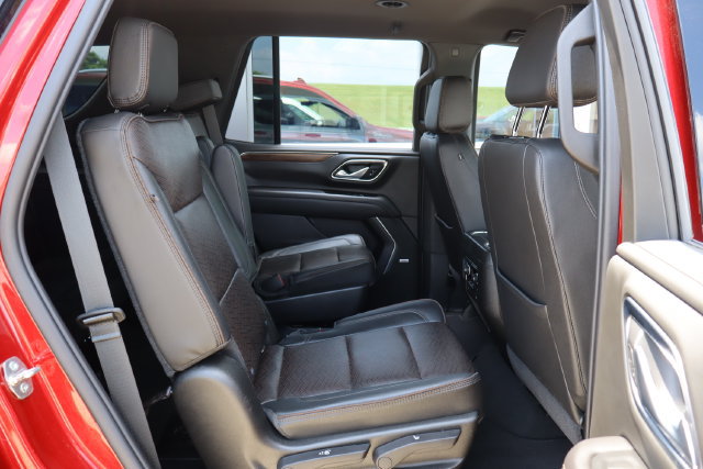 Used 2021 Chevrolet Tahoe High Country AWD/4WD image 32