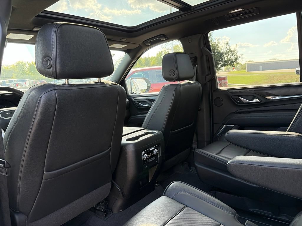 Used 2023 GMC Yukon Denali AWD/4WD image 48