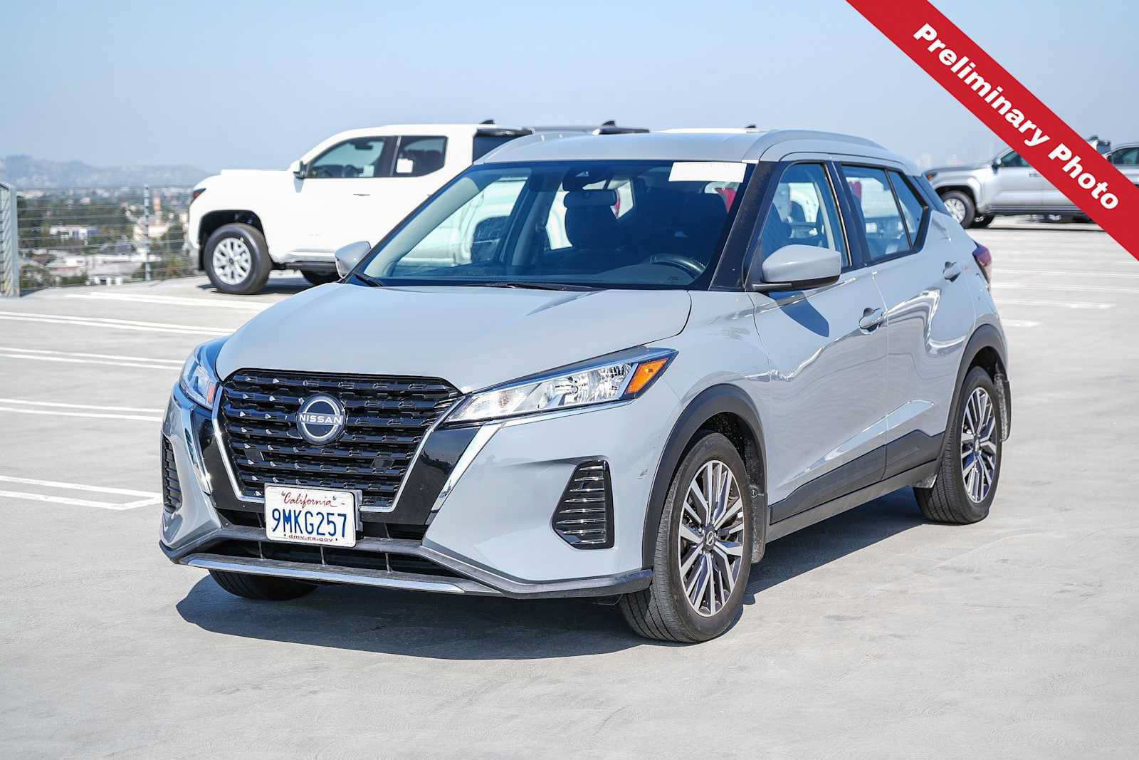 Used 2024 Nissan Kicks SV FWD image 1