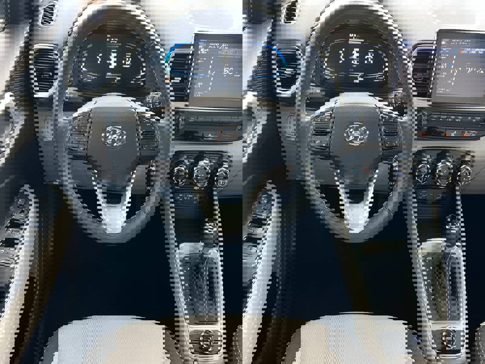 Certified 2023 Hyundai Venue SEL w/ Cargo Package image 15