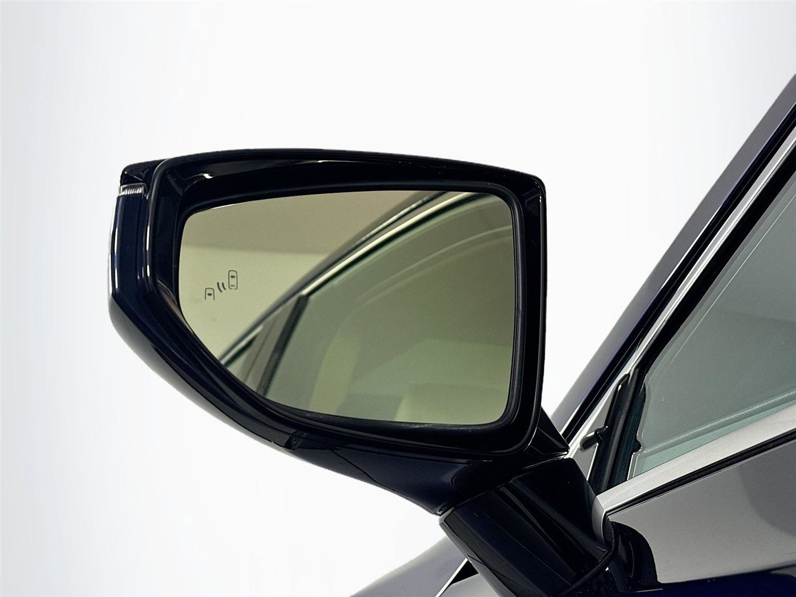 Used 2023 Lexus ES 350 w/ Premium Package image 5