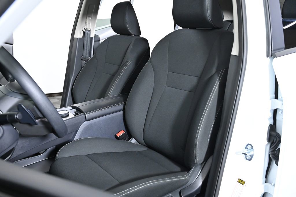 Certified 2025 Nissan Rogue S image 21