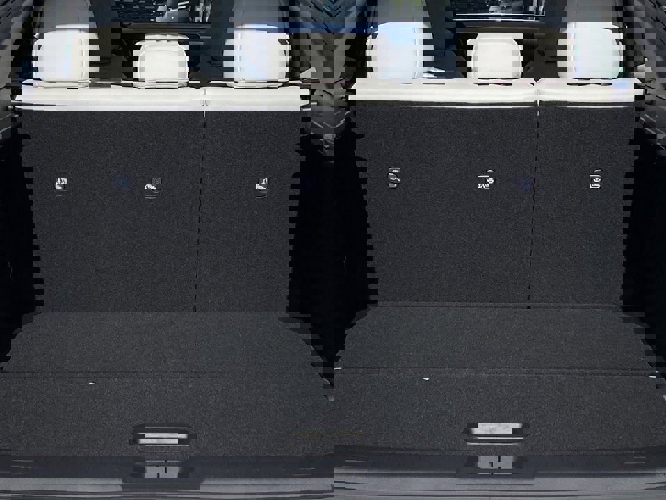 New 2026 Nissan Leaf Platinum+ w/ Cargo Package (Platinum+) image 12