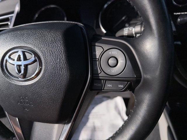 Used 2018 Toyota Camry SE FWD image 15