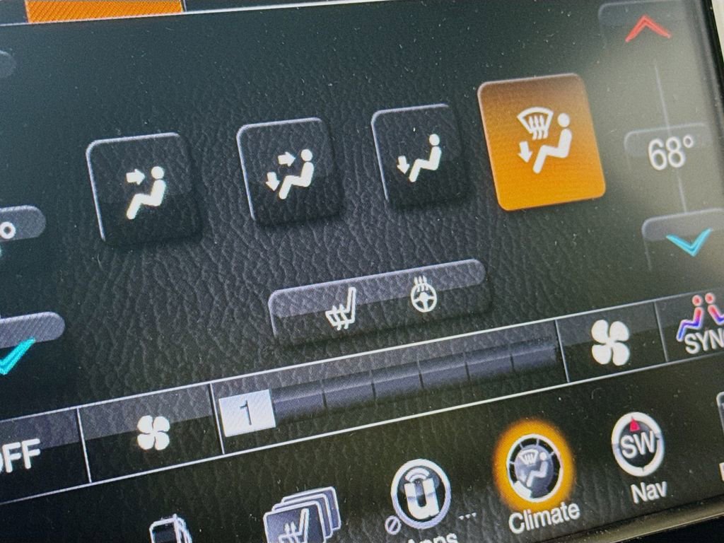 Used 2015 Jeep Grand Cherokee Limited image 20