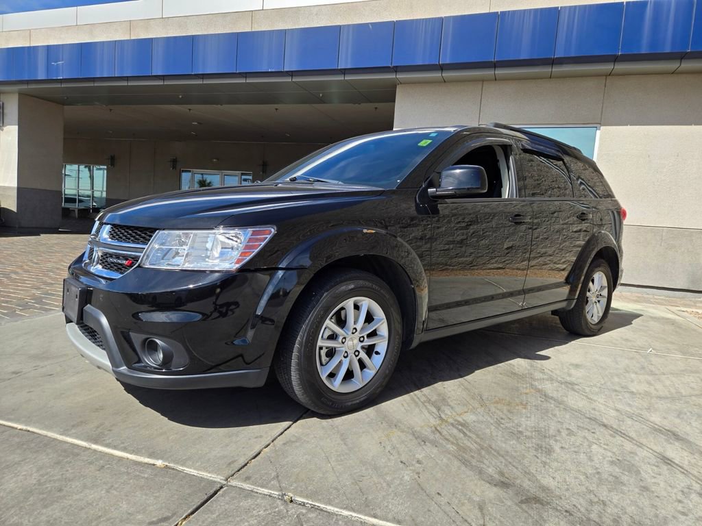 Used 2014 Dodge Journey SXT w/ Flexible Seating Group image 2