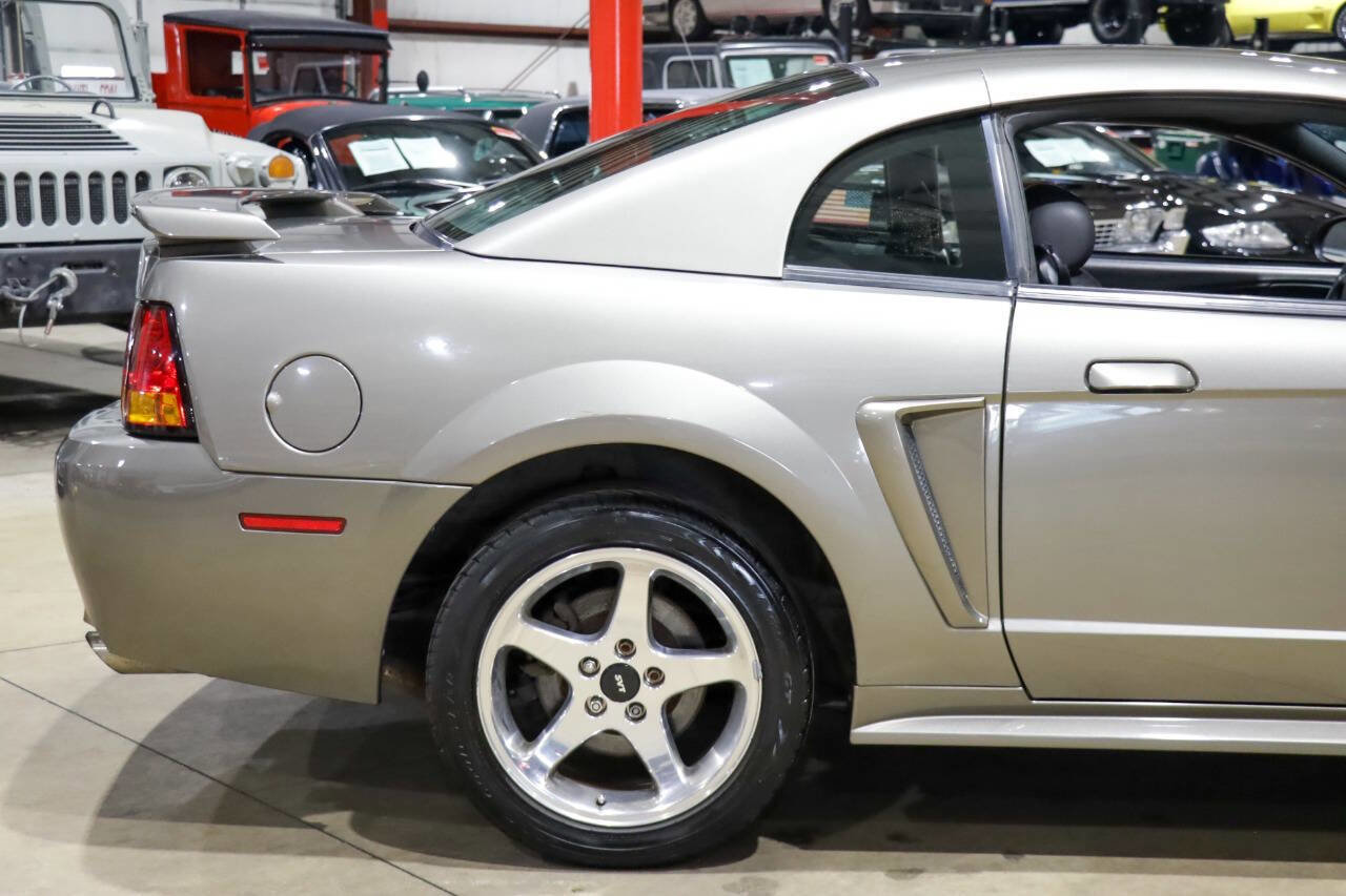 Used 2001 Ford Mustang Cobra image 9