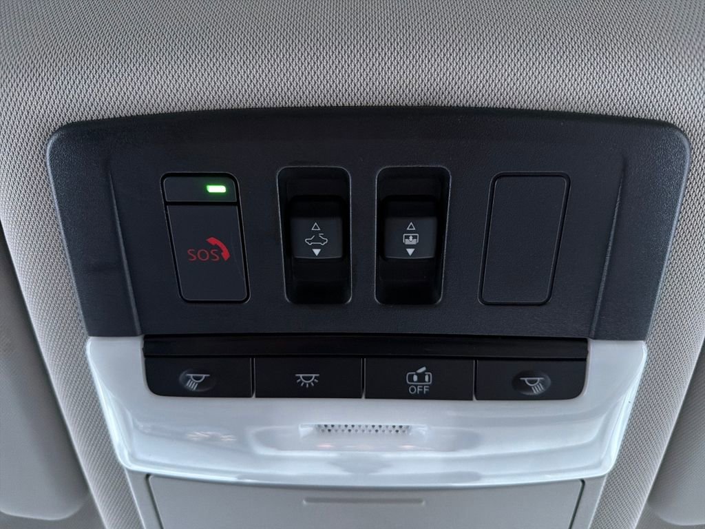 Used 2023 Nissan Rogue SV w/ SV Premium B Package image 52