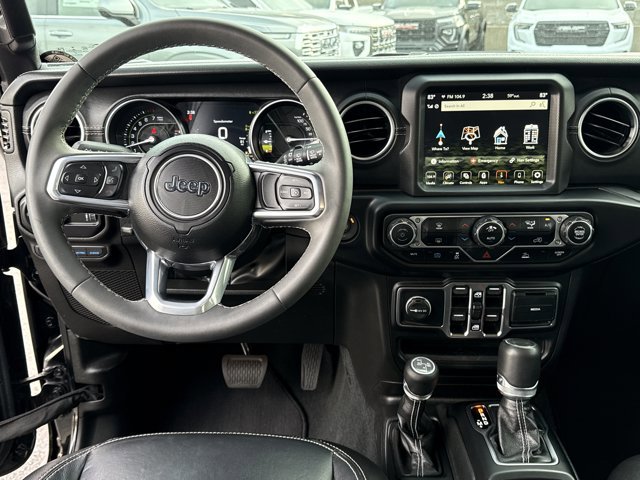 Used 2023 Jeep Wrangler Unlimited Sahara image 6