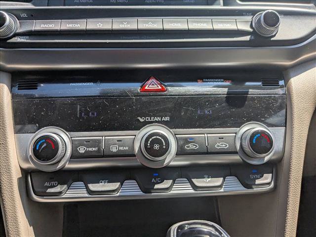 Used 2020 Hyundai Elantra SEL image 14