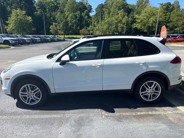 Used 2016 Porsche Cayenne AWD/4WD image 13