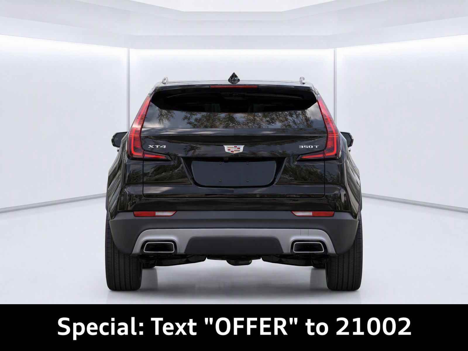 Used 2023 Cadillac XT4 Premium Luxury w/ Technology Package FWD image 7