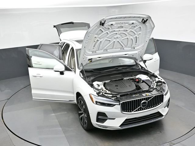 Used 2023 Volvo XC60 B5 Ultimate image 48