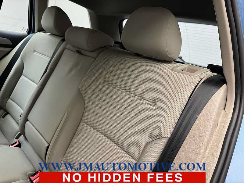 Used 2017 Volkswagen Golf S AWD/4WD image 15