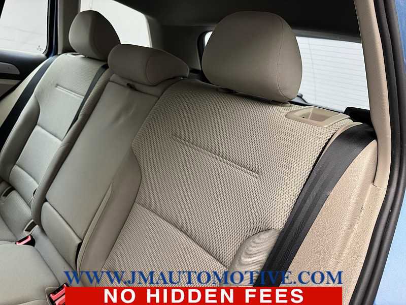 Used 2017 Volkswagen Golf S AWD/4WD image 15