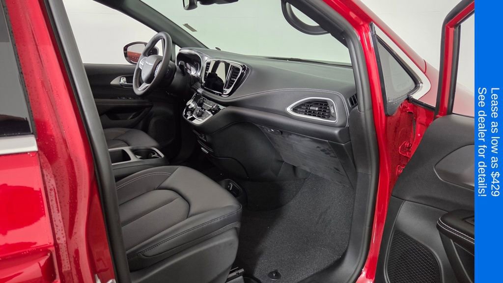 New 2026 Chrysler Pacifica Select FWD image 35