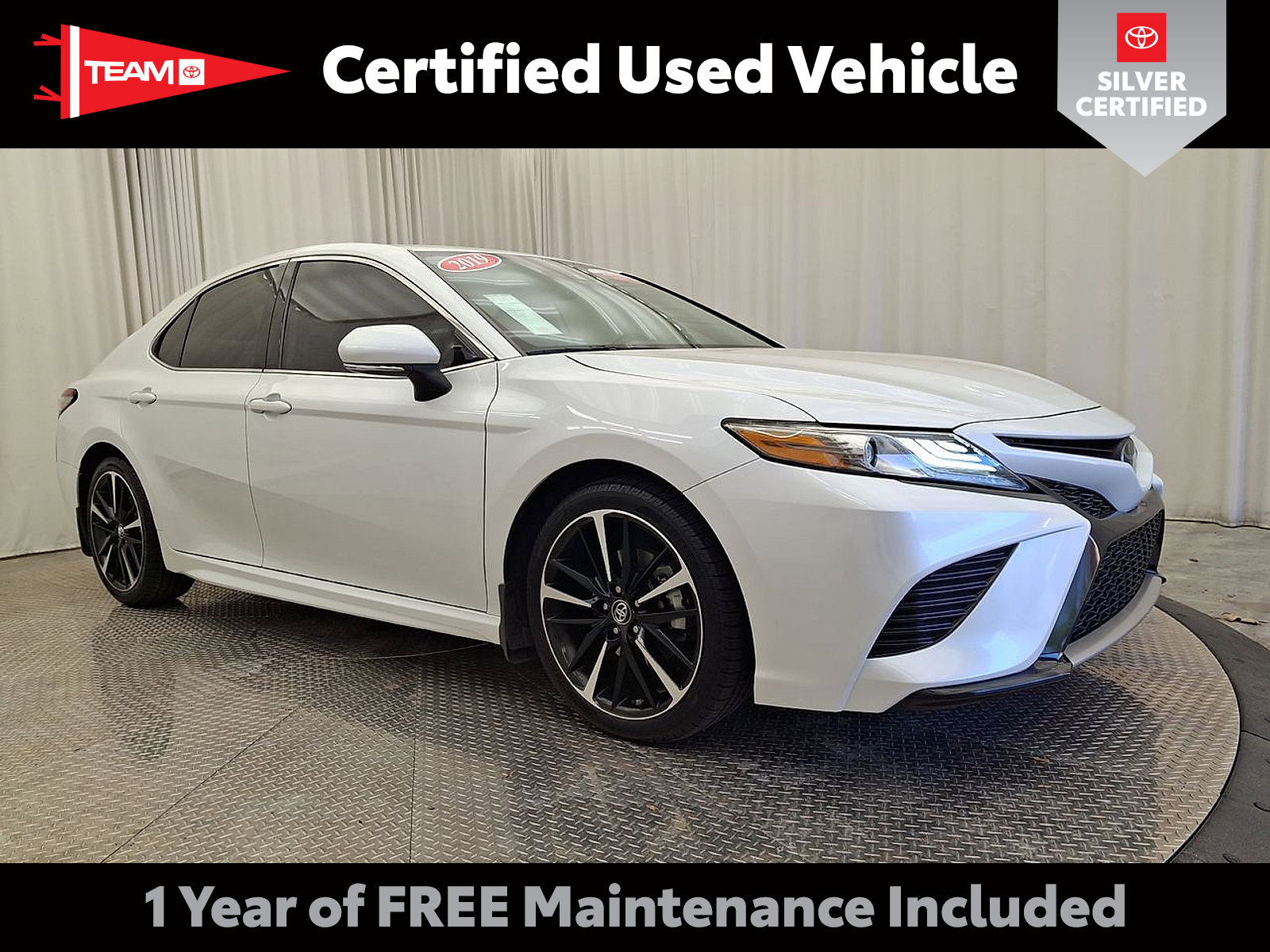 Used 2019 Toyota Camry XSE FWD image 1