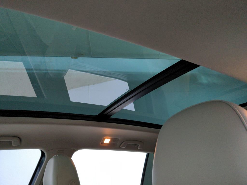 Used 2018 Volkswagen Atlas SEL Premium image 15