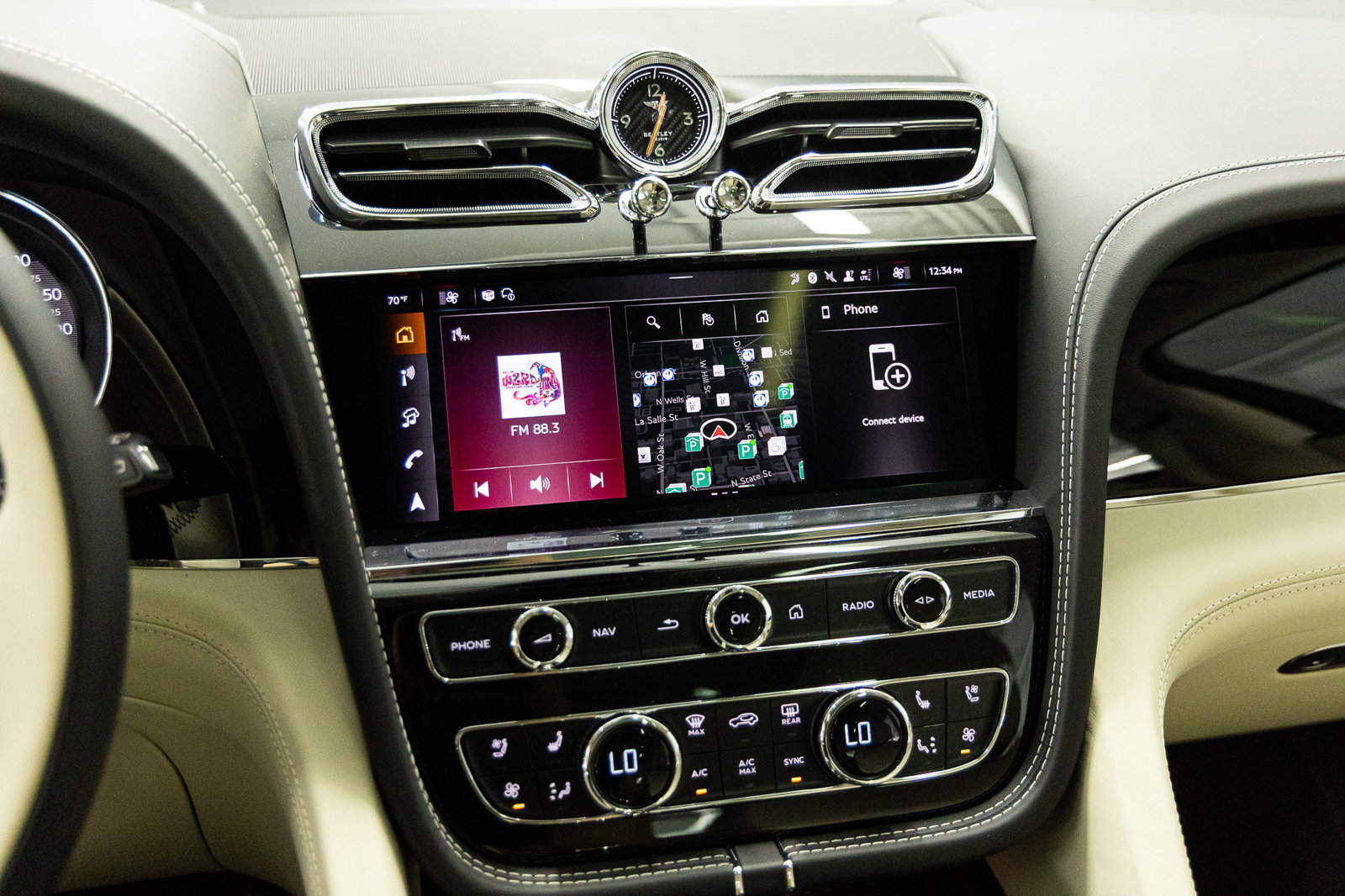 New 2026 Bentley Bentayga AWD/4WD image 36