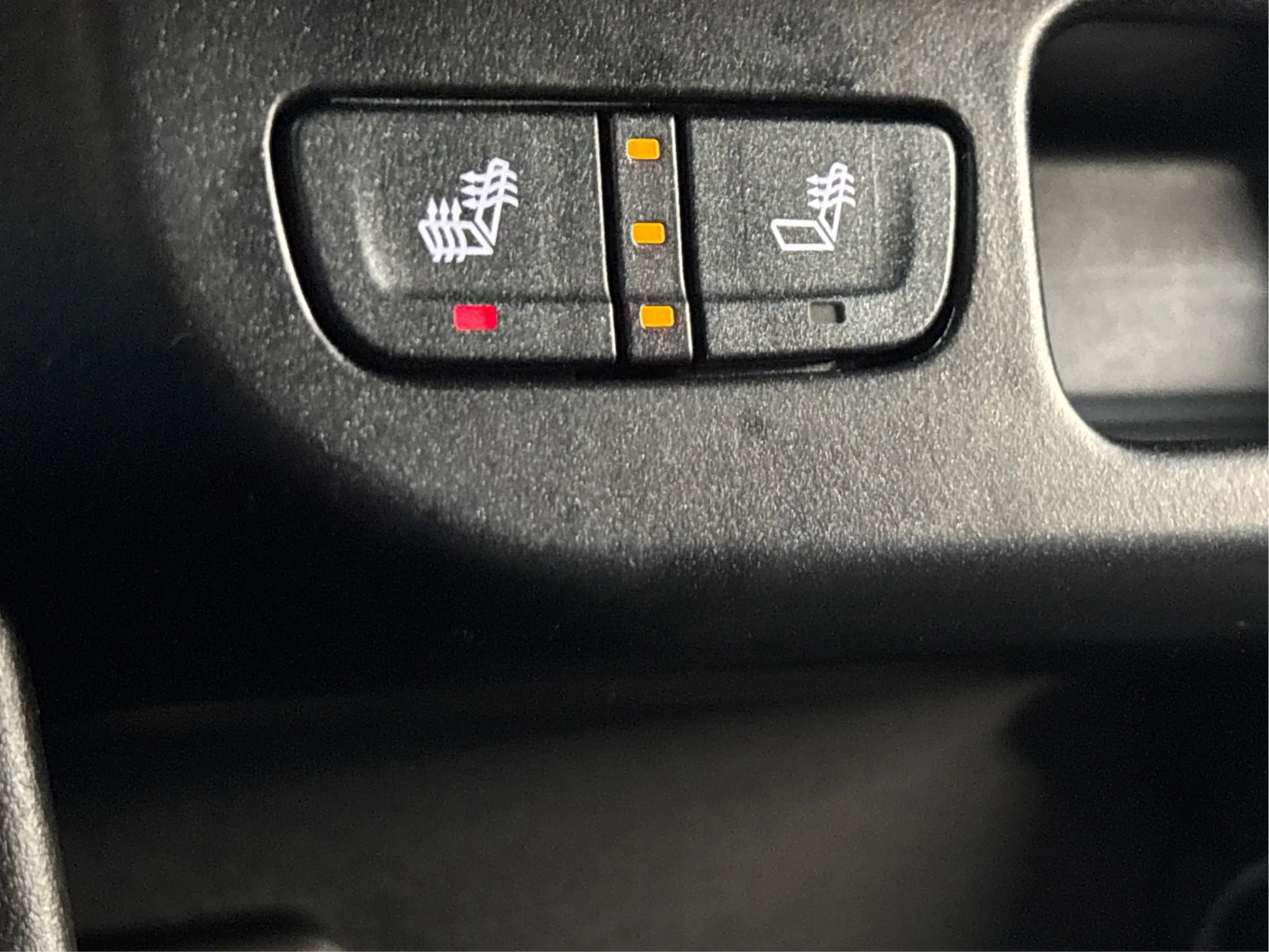 Used 2018 Chevrolet Colorado Z71 image 43