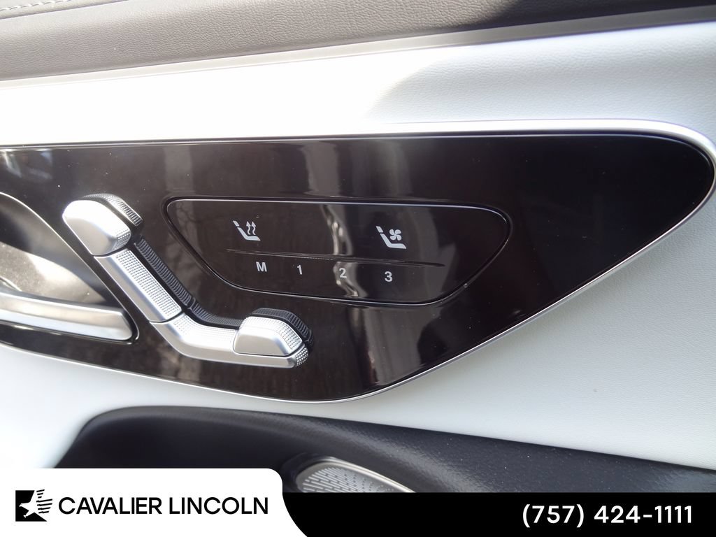 Used 2026 Mercedes-Benz E 53 AMG e 4MATIC Sedan image 10