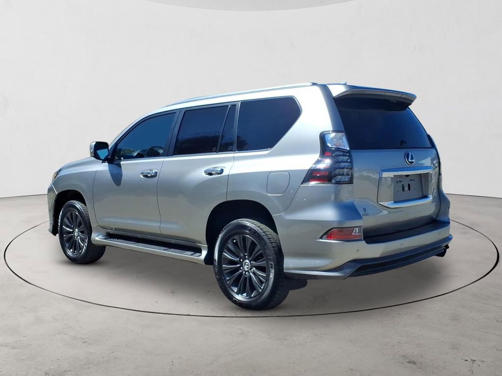 Used 2023 Lexus GX 460 Premium w/ Accessory Package AWD/4WD image 7