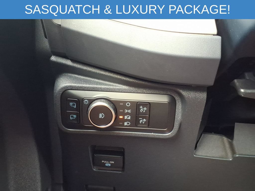 Used 2025 Ford Bronco Outer Banks w/ Sasquatch Package AWD/4WD image 25