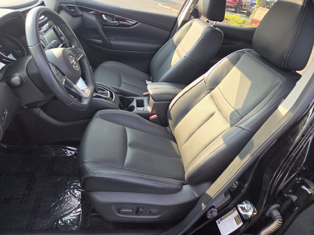 Used 2019 Nissan Rogue Sport SL w/ Premium Package AWD/4WD image 31