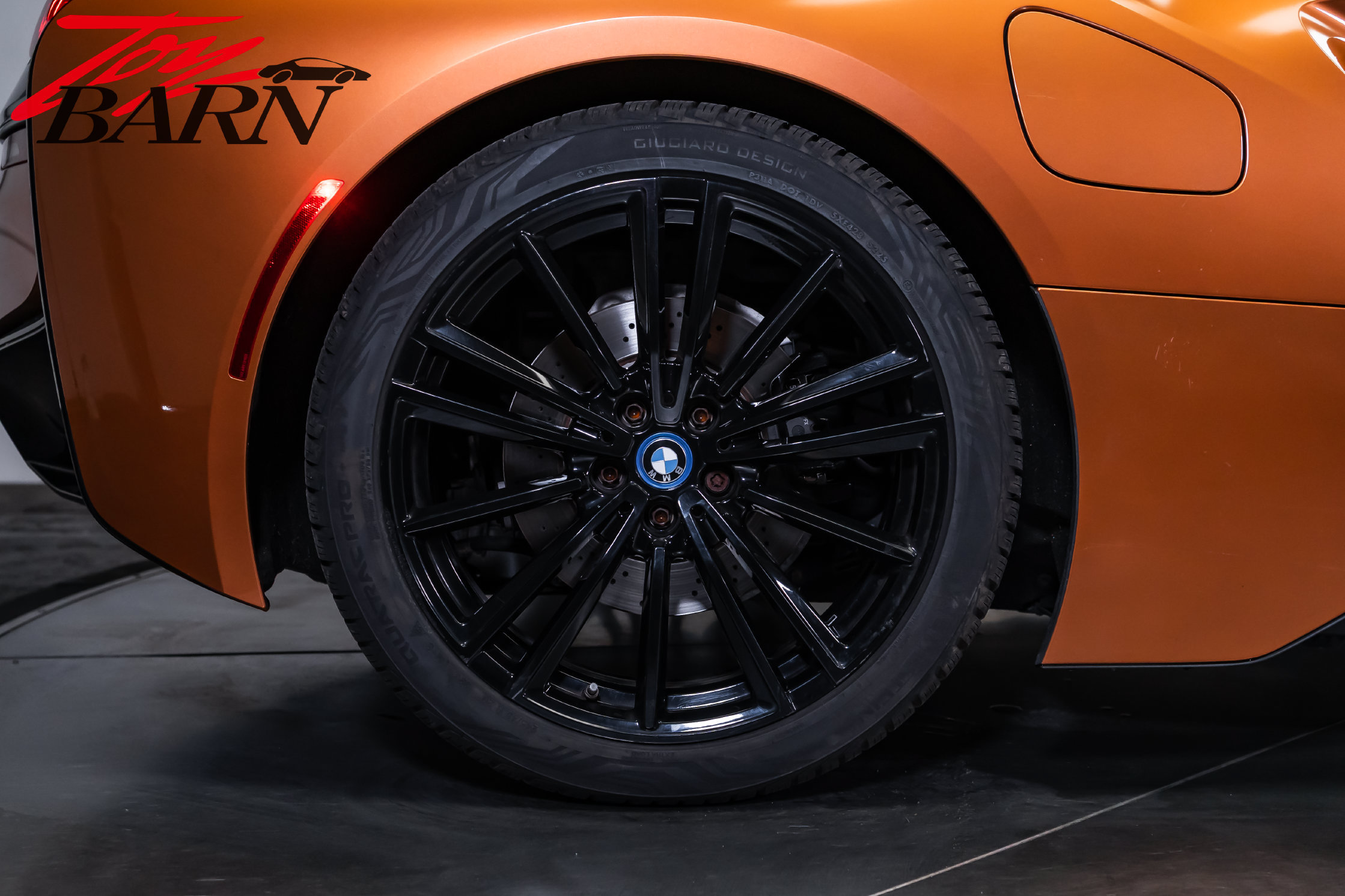 Used 2019 BMW i8 Roadster AWD/4WD image 22