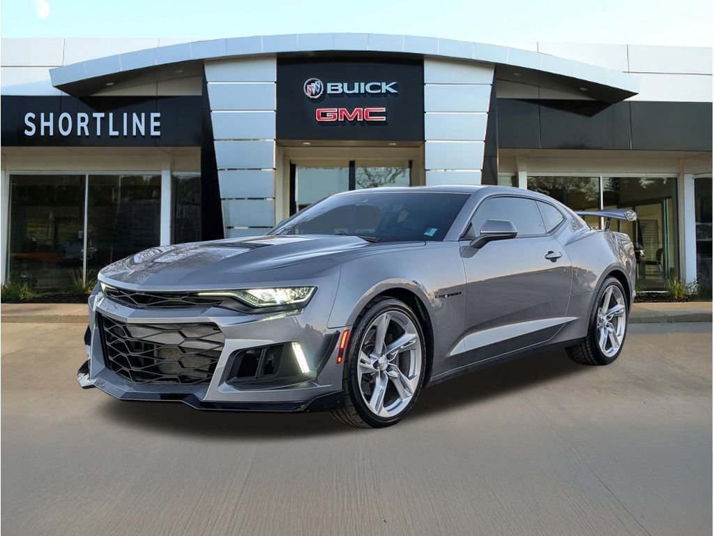 Used 2020 Chevrolet Camaro SS image 7