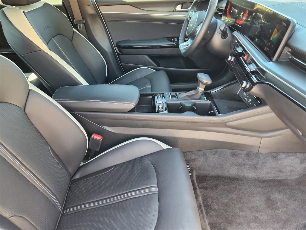 New 2025 Kia K5 GT-Line w/ GT-Line Premium Package image 9