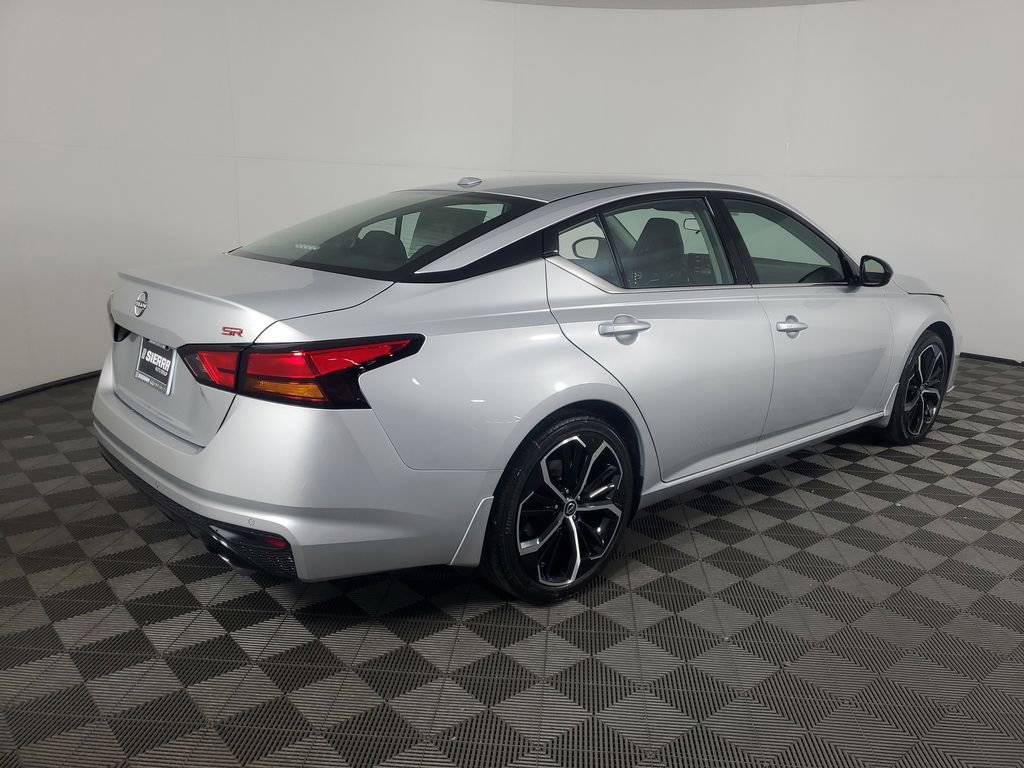 New 2025 Nissan Altima 2.5 SR w/ SR Premium Package image 4